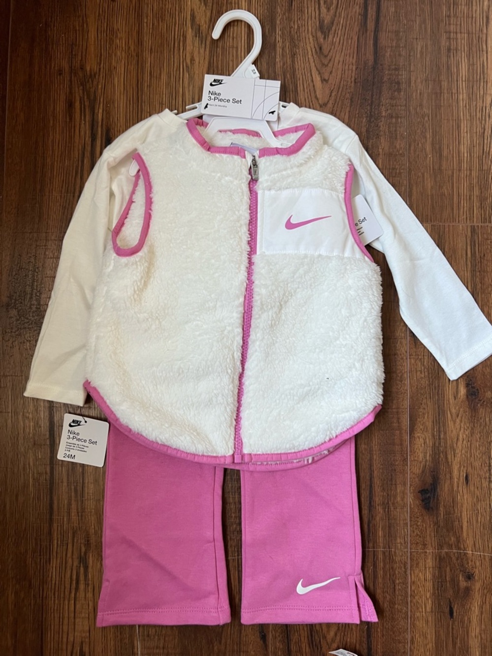 Nike Girls Swoosh Vest with Pink T-shirt & Sweatpants Set